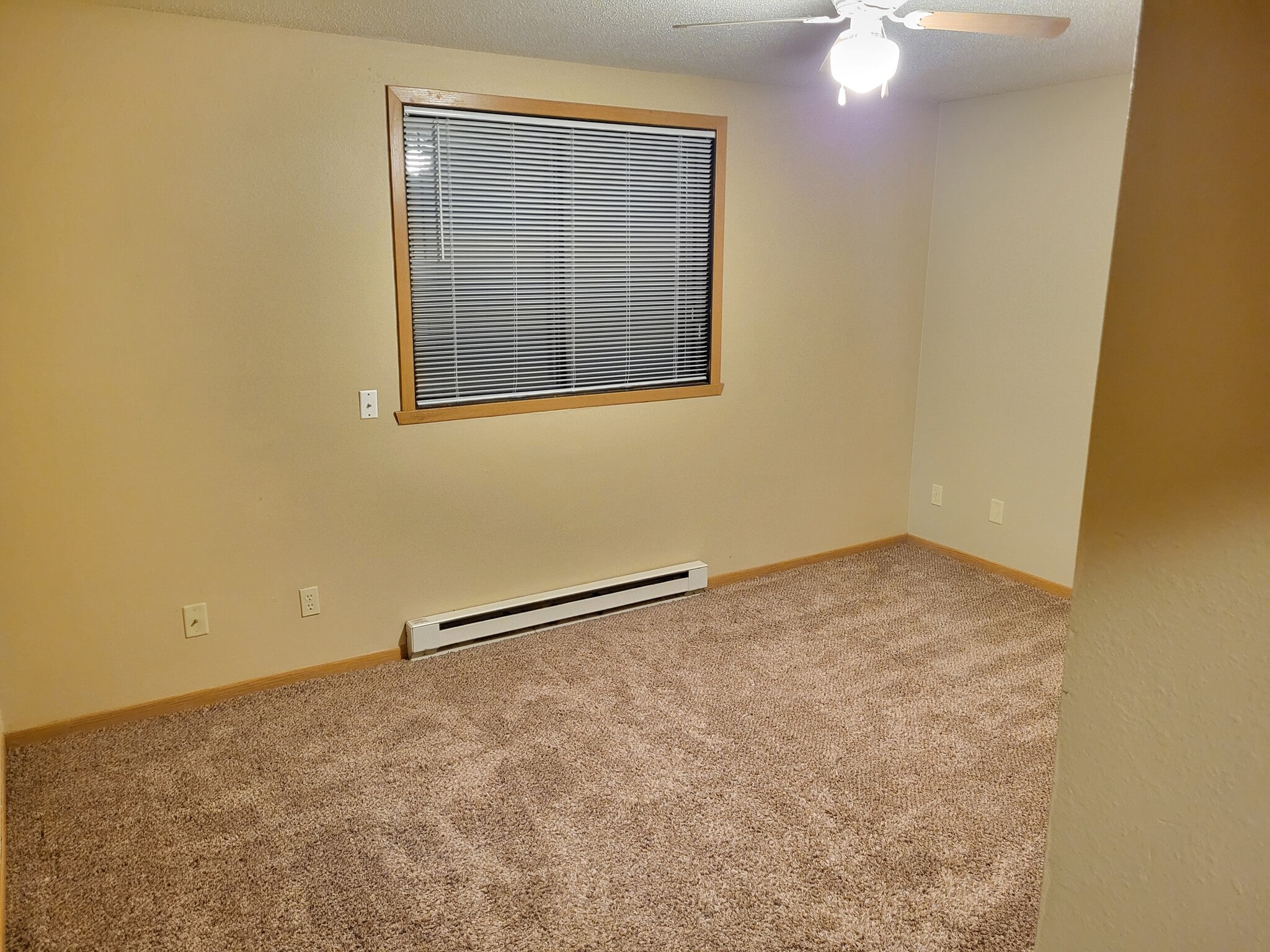 Building Photo - 3043 18th St S