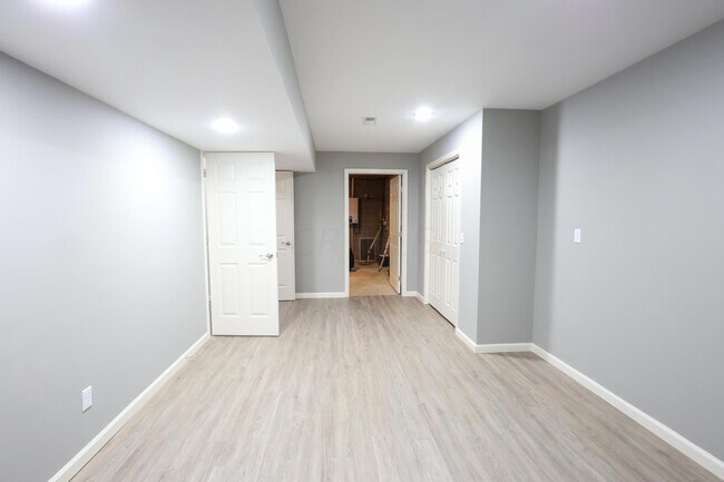 Building Photo - 7704 Gateway Ln