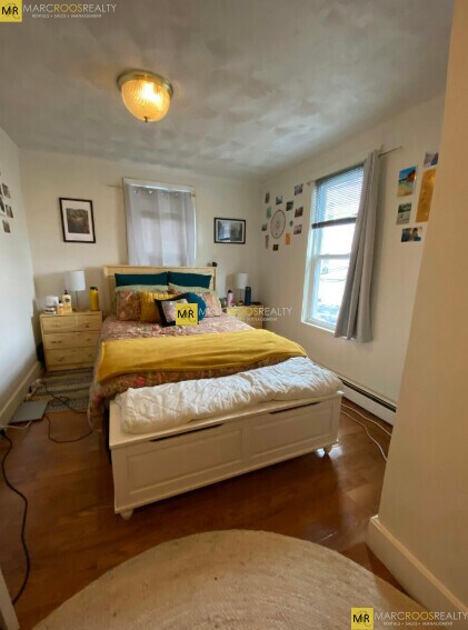 Building Photo - 205 Hillside St