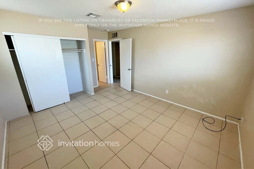 Building Photo - 4643 N 58th Ave