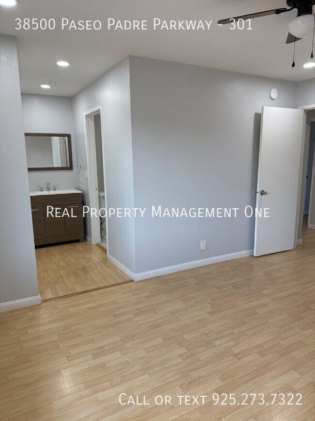 Building Photo - 38500 Paseo Padre Pkwy