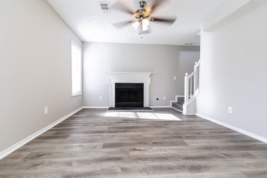 Building Photo - 6531 Alford Way