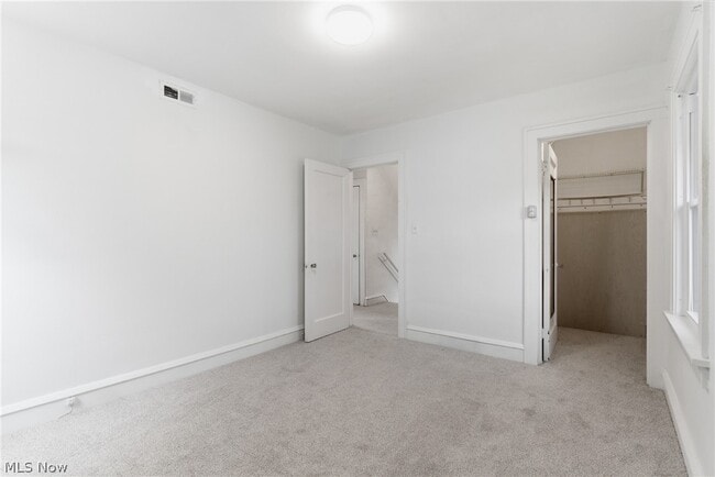 Building Photo - 3577 Cedarbrook Rd