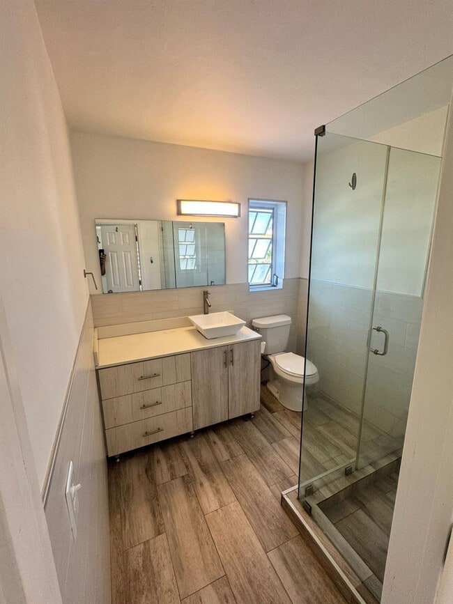 Building Photo - 6565 Santona St