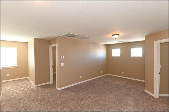 Building Photo - 4628 Marisabel Azcarate St