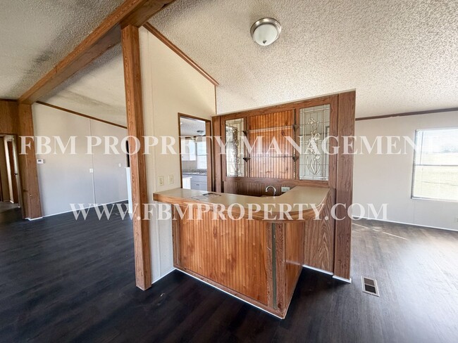 Building Photo - 1054 Cosby Rd