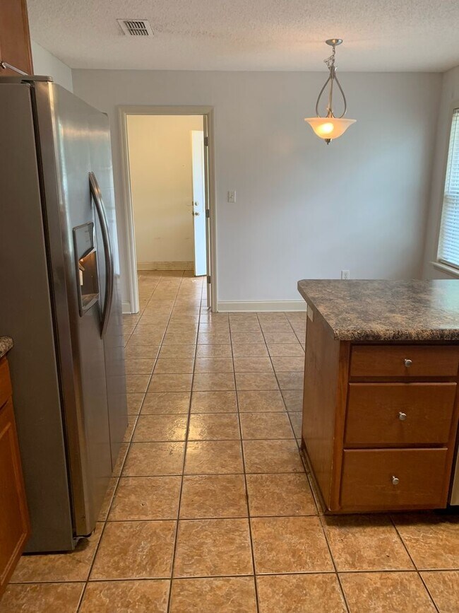 Building Photo - New Rental Listing- Lee County, GA