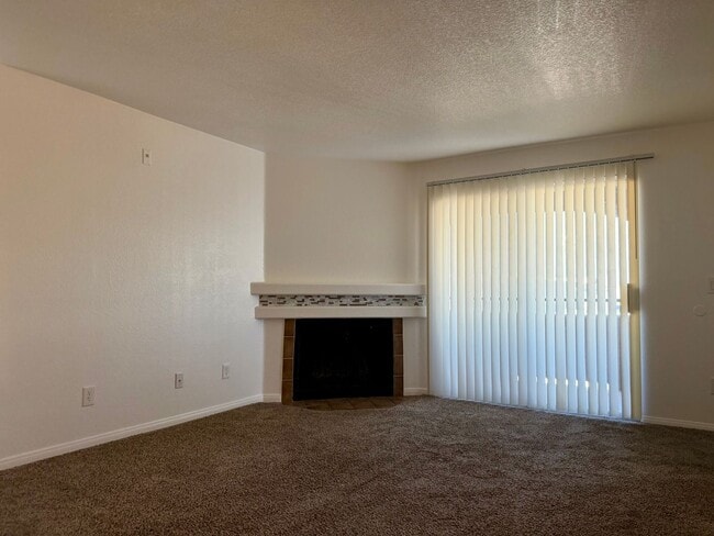 Building Photo - 230 Mission Catalina Ln
