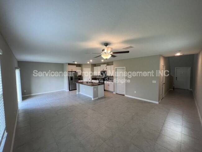Building Photo - 12032 MIracle Mile Dr