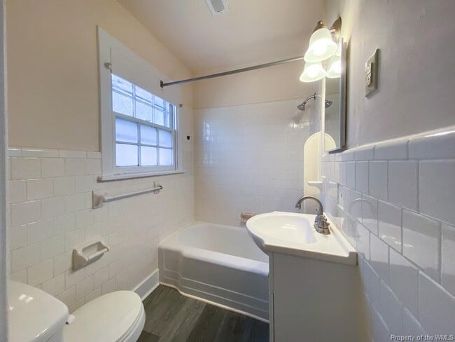 Building Photo - 715 Lafayette St