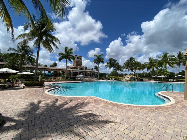 Building Photo - 8203 NW 128th Ln