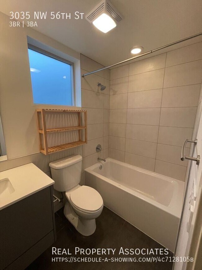 Building Photo - 3035 NW 56th St