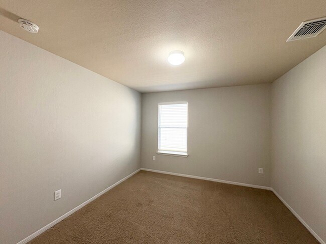 Building Photo - 11708 Cambrian Rd