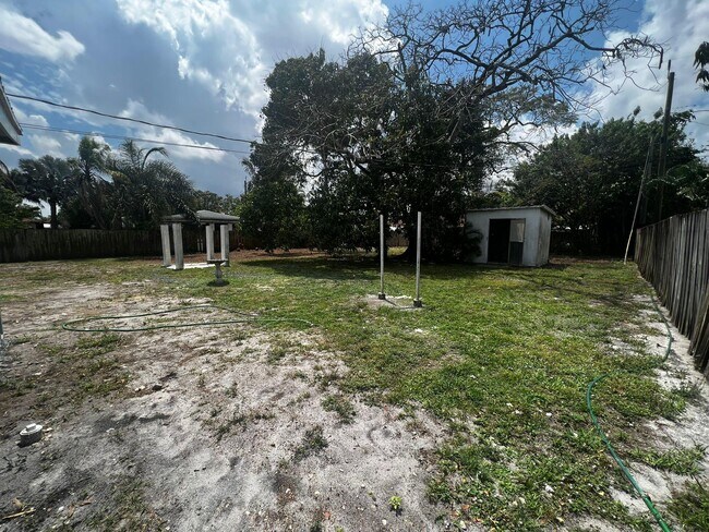 Building Photo - 3635 Corrigan Ct