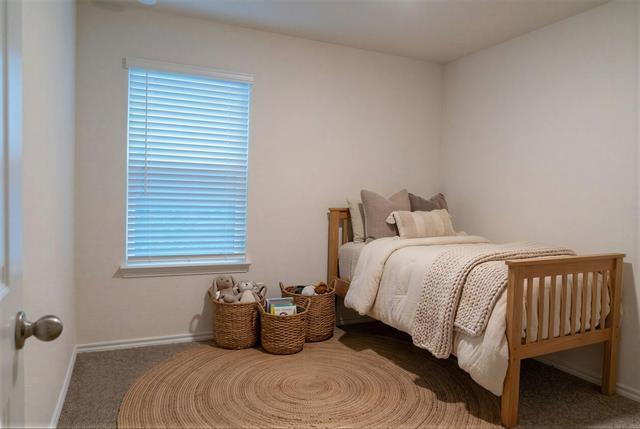 Building Photo - 929 Jefferson Wy