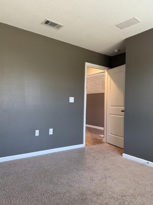 Building Photo - 351 Merlin Ct