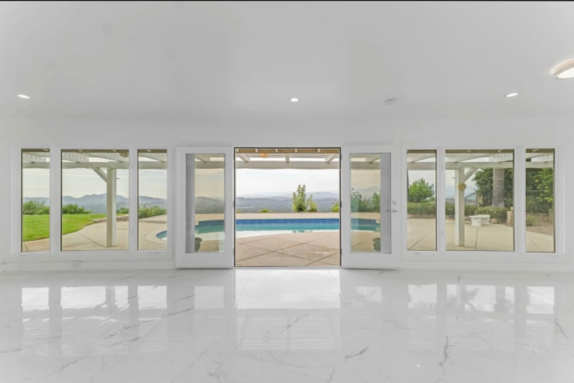 Building Photo - 2506 Sapra St