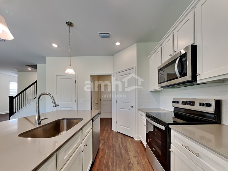Building Photo - 141 Anthurium Dr