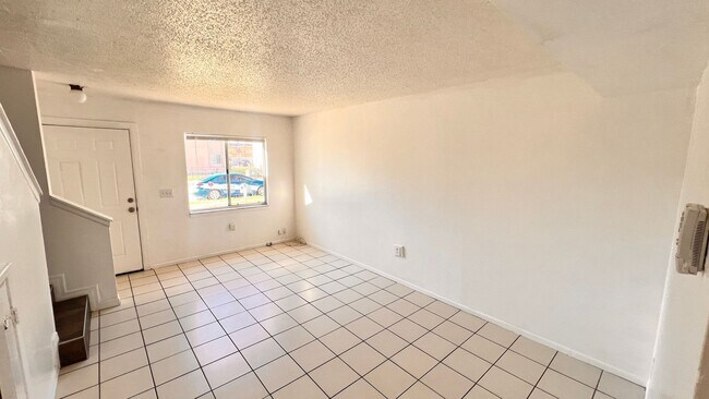 Building Photo - 122 Lori Anne Ln