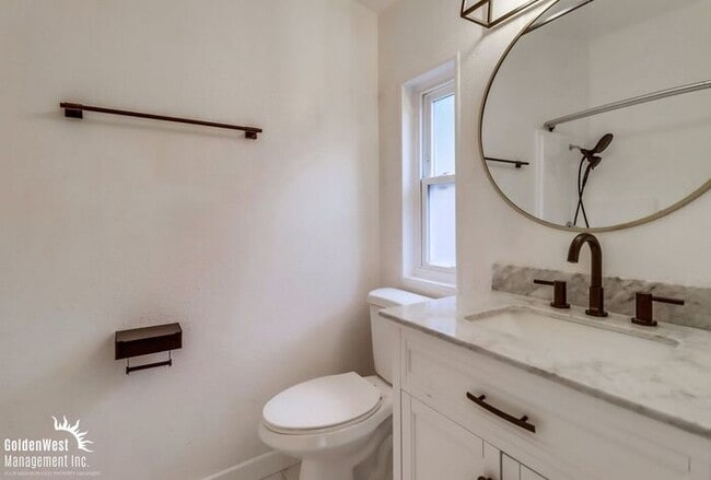 Building Photo - Relaxing 3Bdm 2Ba Single-Family Home in Spring Valley Neighborhood!