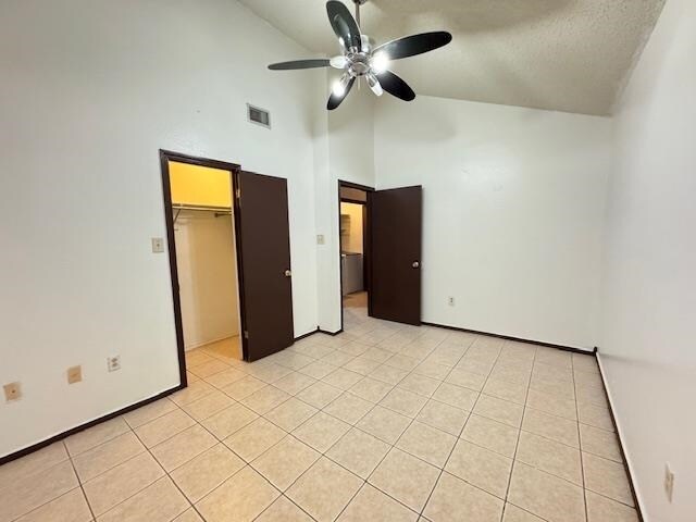 Building Photo - 712 Zebra Dr