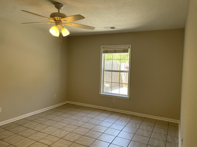 Building Photo - 143 Portofino Ln SW