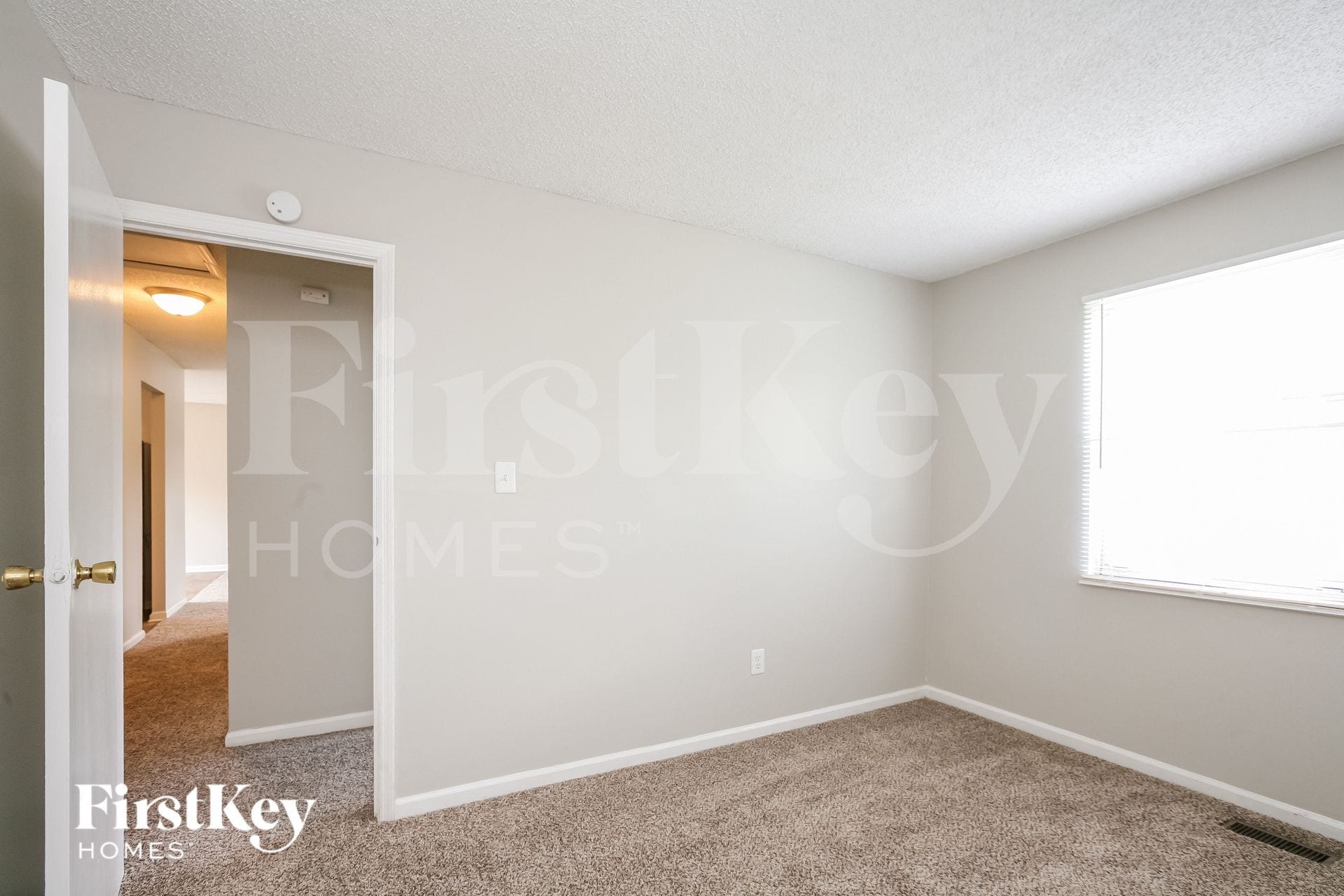 Building Photo - 9431 Pepperidge Dr