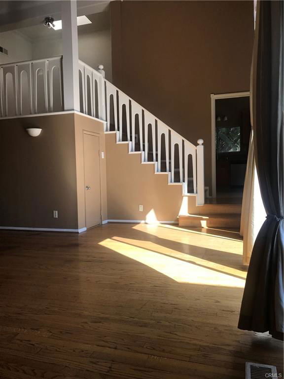 Building Photo - 3951 Sunswept Dr