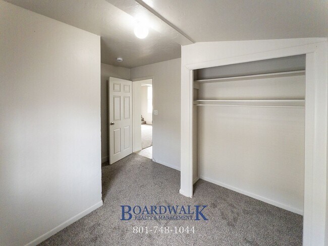 Building Photo - 1768 S 400 E