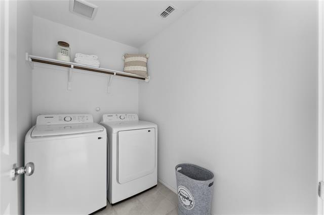 Building Photo - 1413 Vattier St