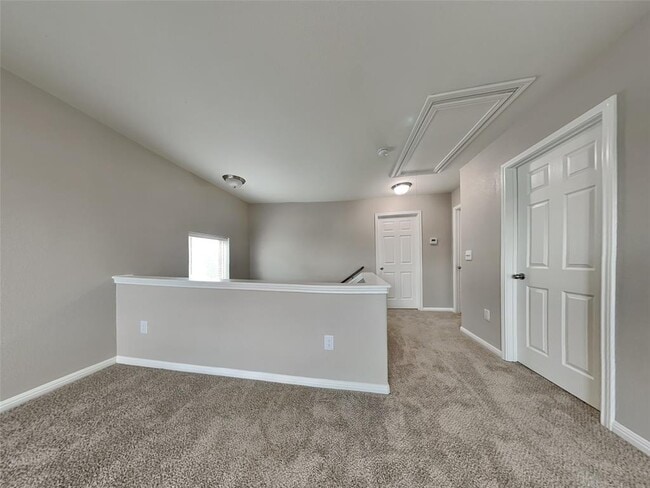Building Photo - 5343 Marsh Ln