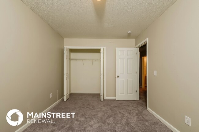 Building Photo - 3667 Sapphire Ct