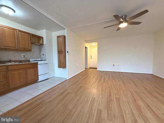 Building Photo - 4100 W St NW