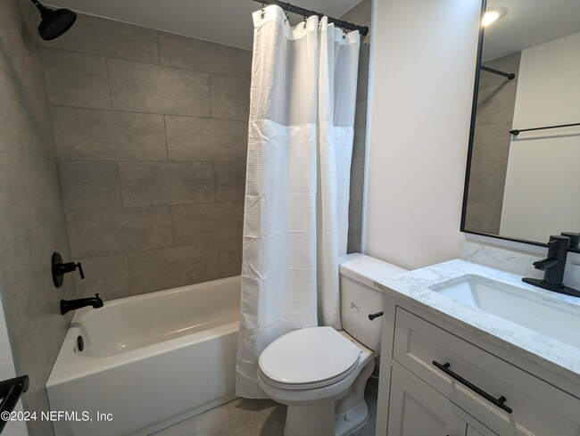 Building Photo - 1900 Danese Ct