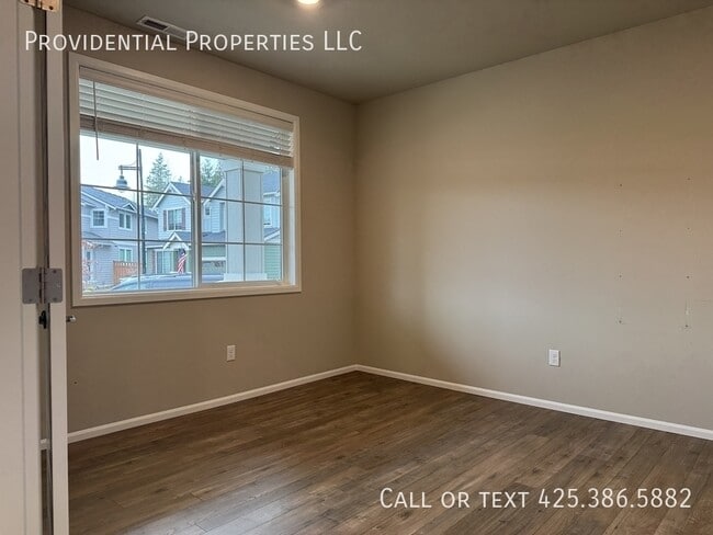 Building Photo - 12819 192nd Pl E