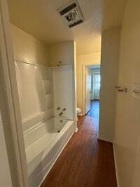 Building Photo - 8717 Granite Dr