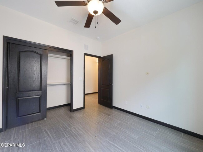 Building Photo - 11629 Grotto Bay Ct