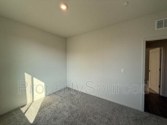 Building Photo - 1936 Suisun Ave