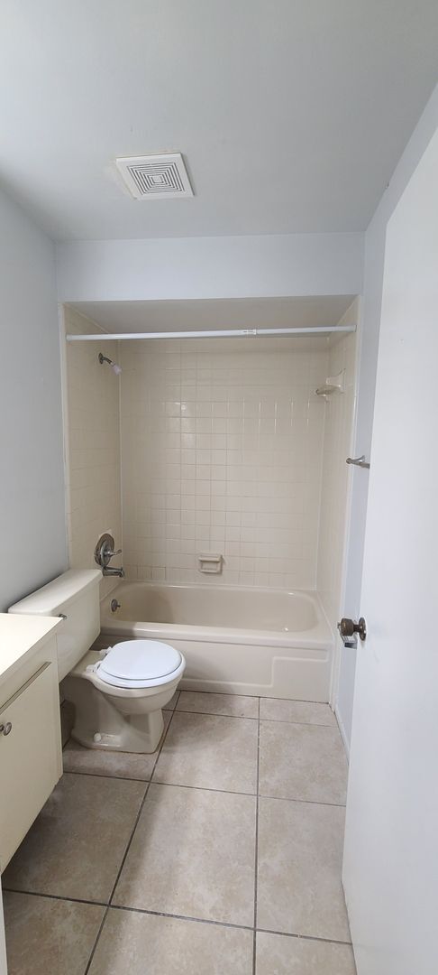 Building Photo - 345 24th St NW