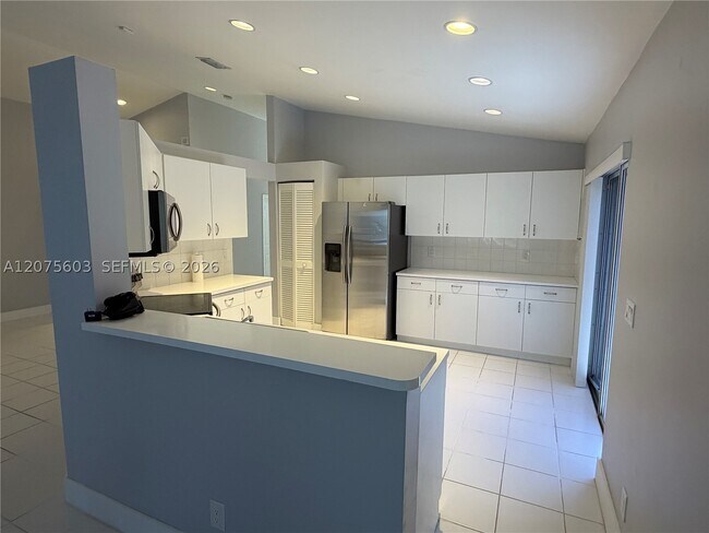 Building Photo - 1646 SW 148th Terrace