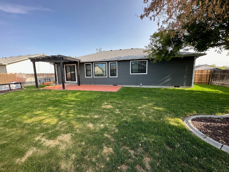 Building Photo - 1665 Peregrine Dr