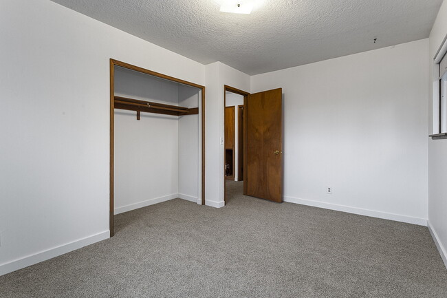 Building Photo - 11400 SW Terra Linda St