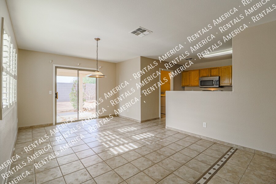 Building Photo - 2575 N Lupita Pl