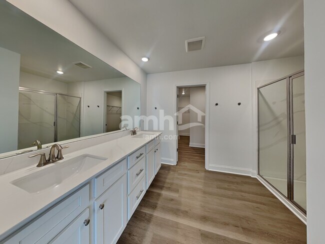 Building Photo - 1628 Aquamarine Dr