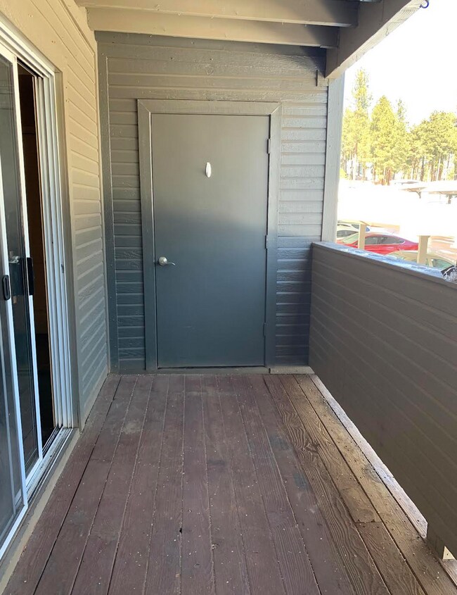 Balcony - 1385 W University Ave