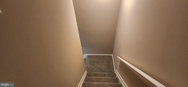 Building Photo - 3145 Elmmede Rd