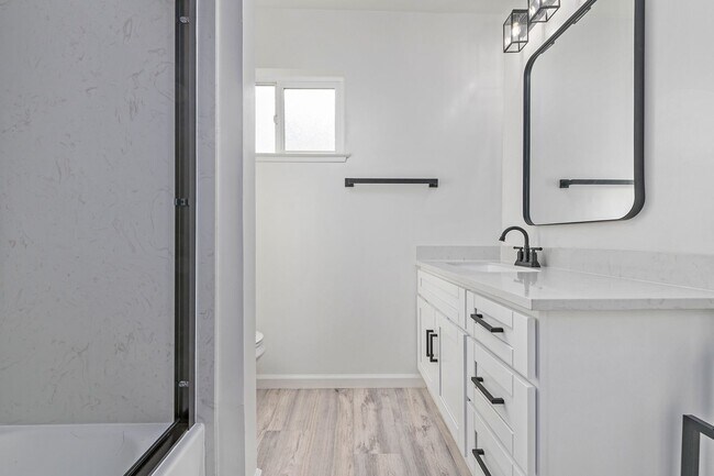 Building Photo - 1507 Brookvale Dr