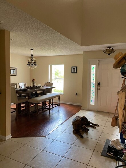 Building Photo - 10433 Fly Fishing St