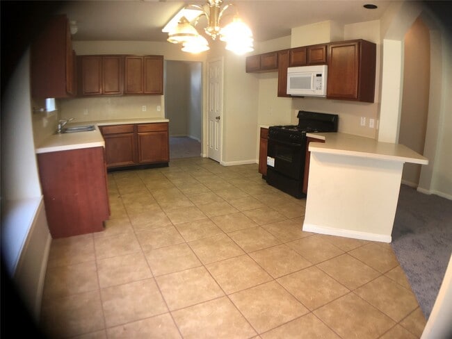 Building Photo - 18442 S Wimbledon Dr