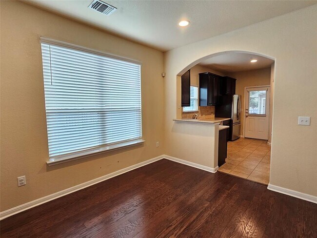 Building Photo - 808 Lost Pines Ln